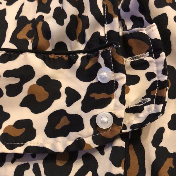 Banana Republic Leopard print pajamas XS coordinate set/sold as a set/ luxurious - Picture 14 of 15